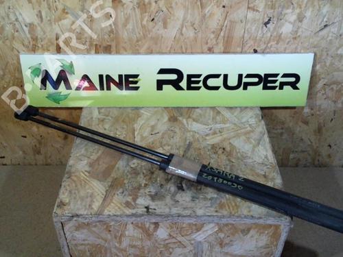 Used Tailgate lift support CITROËN XSARA (N1) 1.9 D (70 hp) 25367819