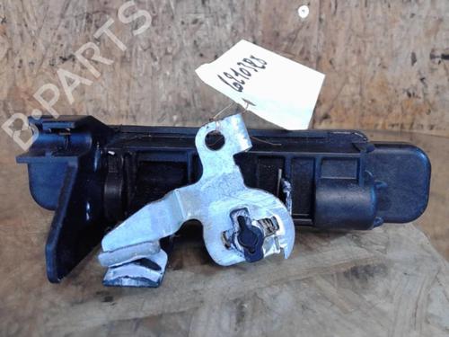 Used Tailgate handle MAZDA 3 (BK) 1.6 (BK14) (105 hp) 25372906