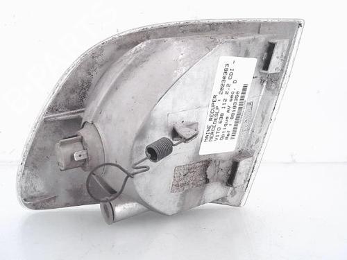 Right front indicator MERCEDES-BENZ VITO Van (W638) 112 CDI 2.2 (638.094) | BP25354151C33