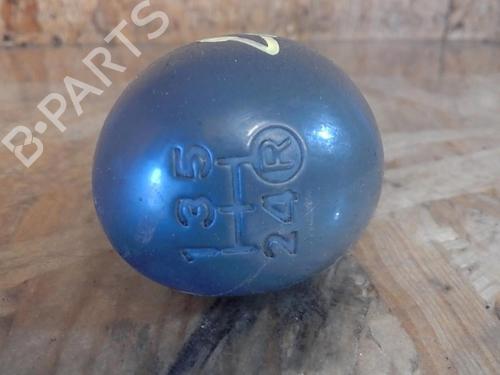 Used Gear lever TOYOTA YARIS (_P1_) 1.0 (SCP10_, SCP10R) (68 hp) 25358541