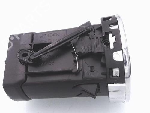 Air vent PEUGEOT 308 I (4A_, 4C_) 1.6 HDi | BP25358105I21