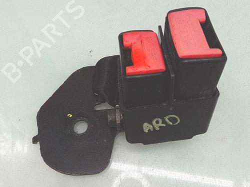 Sikkerhetsbelte-spenne RENAULT CLIO II (BB_, CB_) 1.2 16V (BB05, BB0W, BB11, BB27, BB2T, BB2U, BB2V, CB05,... (75 hp) 32135871