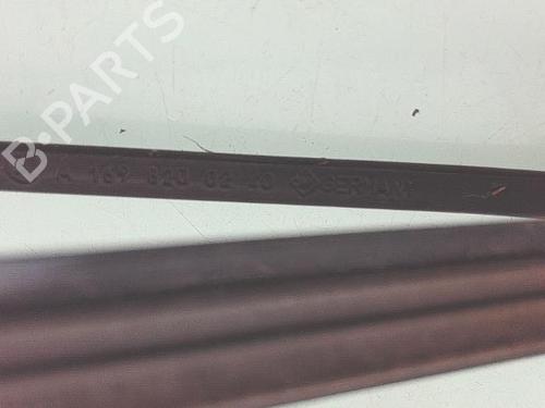 Front windshield wiper arm MERCEDES-BENZ A-CLASS (W169) A 180 CDI (169.007, 169.307) | BP29848167C143 