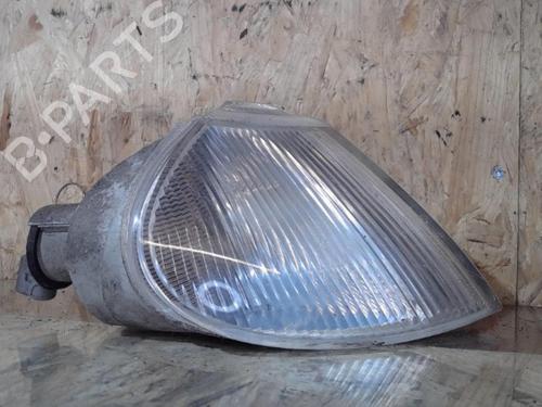 Used Right front indicator RENAULT LAGUNA I (B56_, 556_) 1.8 (94 hp) 25373658
