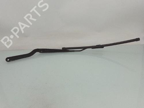 Front windshield wiper arm RENAULT TWINGO III (BCM_, BCA_) 0.9 TCe 90 (BCM9, BCM2) | BP29484556C143
