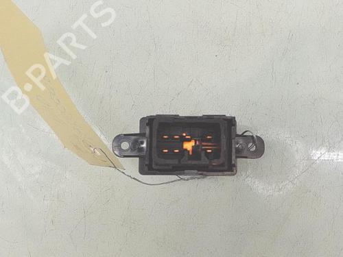 Used Right front window switch Right front window switch 39213908 39213908