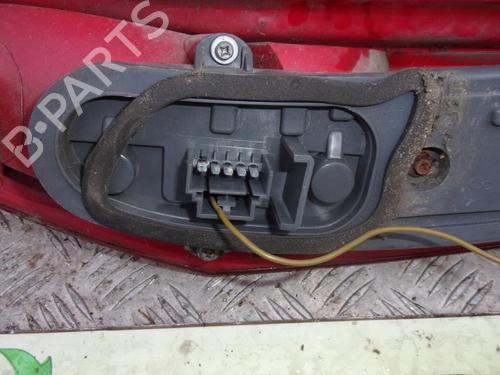 Used Left taillight FIAT PUNTO (188_) 1.2 16V 80 (188.233, .235, .253, .255, .333, .353, .639,... (80 hp) 25365351