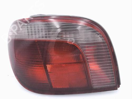 Venstre baglygte TOYOTA YARIS (_P1_) 1.0 (SCP10_, SCP10R) (68 hp) 25354893