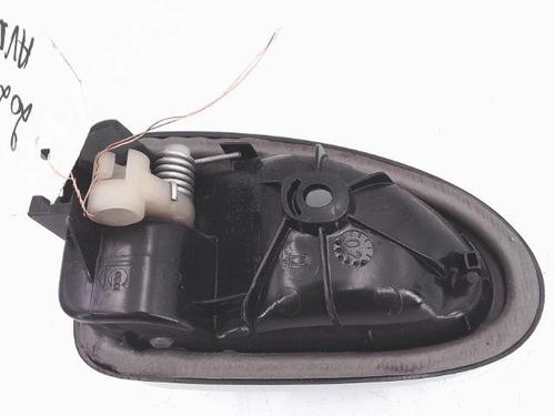 Højre fortil invendig håndtag RENAULT CLIO II (BB_, CB_) 1.5 dCi (B/CB07) (65 hp) 25353315