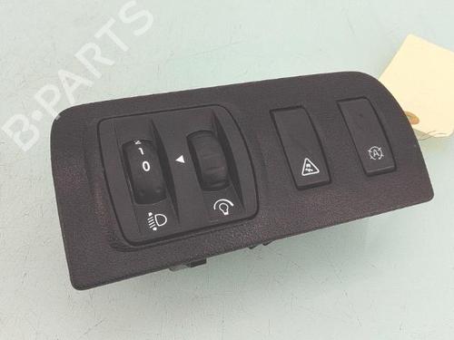 Used Headlight switch RENAULT SCÉNIC III (JZ0/1_) 1.6 dCi (JZ00, JZ12) (130 hp) 30434733