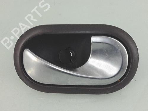 Used Front right interior door handle Front right interior door handle RENAULT MEGANE II (BM0/1_, CM0/1_) 1.6 16V (112 hp) 26032185 26032185