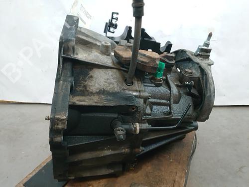 gearkasse-renault-trafic-iii-van-fg_-2014-37661471 main image