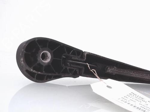 Used Rear windshield wiper arm NISSAN MICRA III (K12) 1.2 16V (80 hp) 25360804