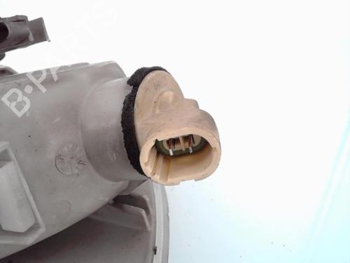 Używane Kierunkowskaz przedni prawy RENAULT ESPACE II (J/S63_) 2.1 TD (J633, J634, J/S635, J/S63D) (88 hp) 25355652