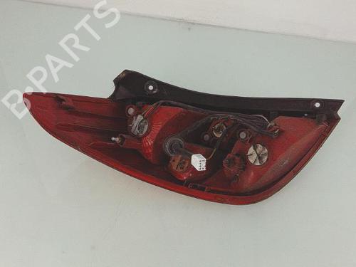Used Right taillight Right taillight 25352231 25352231