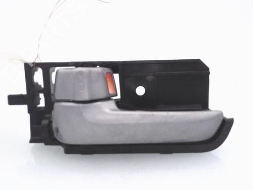 Used Front left interior door handle Front left interior door handle SUZUKI SWIFT III (MZ, EZ) 1.3 DDiS (RS413D) (75 hp) 25372287 25372287
