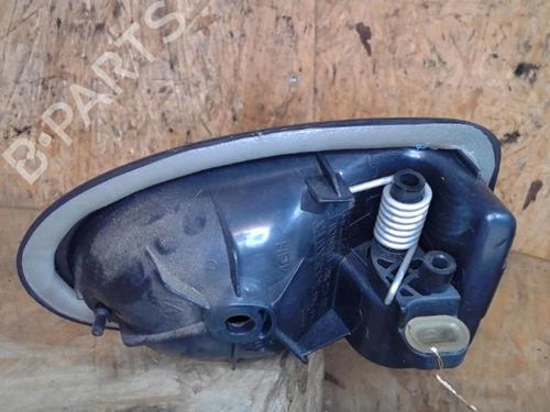 Venstre bak invendig håndtak RENAULT CLIO II (BB_, CB_) 1.4 16V (B/CB0P, BB13) | BP25364419I15 