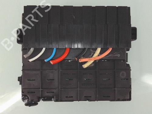 Fuse box PEUGEOT 206+ (2L_, 2M_) 1.4 HDi eco 70 | BP25370931E1