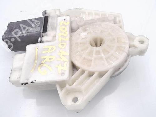 Left rear window motor VW GOLF VII Variant (BA5, BV5) 1.6 TDI 5Q4959811F