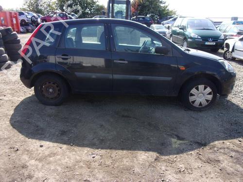 Right front fog light FORD FIESTA V (JH_, JD_) 1.4 TDCi | BP25373555C31 