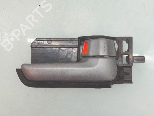 Used Front right interior door handle SUZUKI SWIFT III (MZ, EZ) 1.3 DDiS (RS413D) (75 hp) 33116928