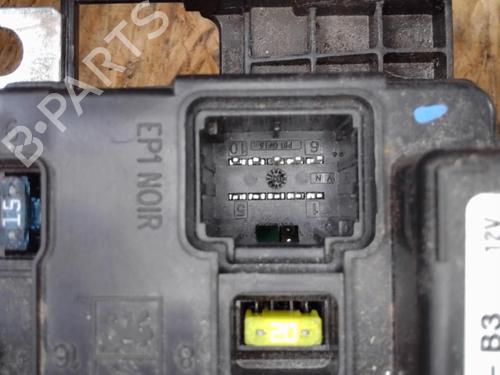 Fuse box CITROËN C5 I (DC_) 2.2 HDi (DC4HXB, DC4HXE) | BP25364831E1 