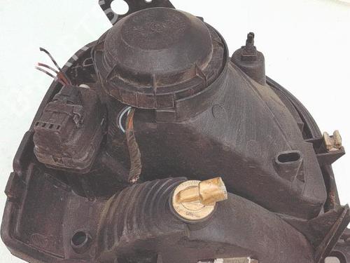 Left headlight RENAULT KANGOO Express (FC0/1_) D 65 1.9 (FC0E, FC02, FC0J, FC0N) | BP37034306C28 - Image 3