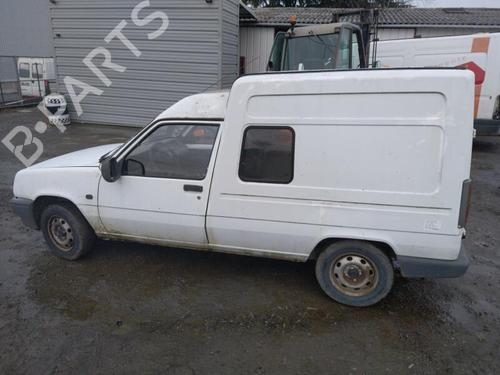 Left front indicator RENAULT RAPID Box Body/MPV (F40_, G40_) 1.9 D (F40R) | BP25351648C32 