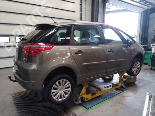 Left tailgate light CITROËN C4 Picasso I MPV (UD_) 1.6 HDi | BP30146931C79