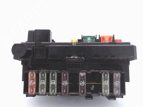 Fuse box PEUGEOT 307 Break (3E) 2.0 HDI 110 | BP25358290E1 - Image 3