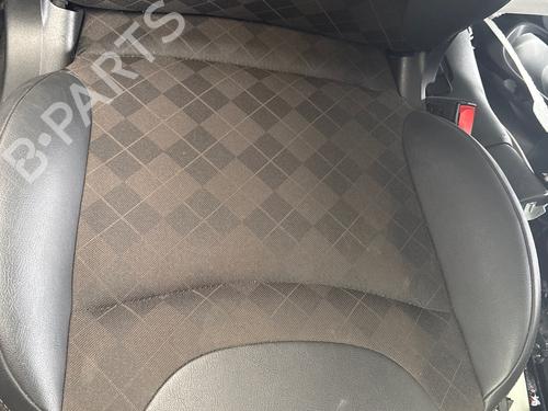 Right front seat FIAT 500L (351_, 352_) 1.6 D Multijet (199LYE1B) | BP38035814C16 - Image 2