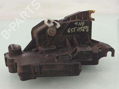 Used Front left lock BMW 3 (E46) 320 d (150 hp) 29484546