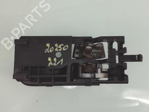 Used Front left interior door handle Front left interior door handle SUZUKI SWIFT III (MZ, EZ) 1.3 (RS413, ZC11S) (92 hp) 27496295 27496295