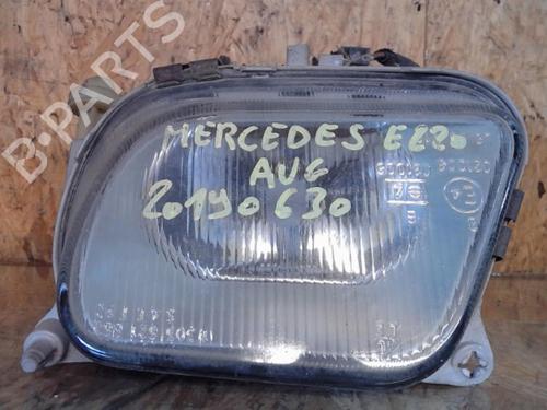 Used Left front fog light MERCEDES-BENZ E-CLASS (W210) E 220 D (210.004) (95 hp) 25365293