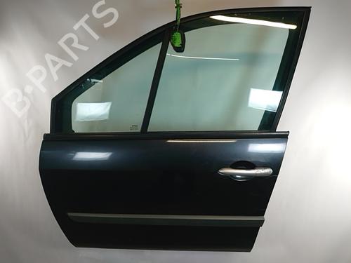 Used Left front door RENAULT SCÉNIC II (JM0/1_) 1.5 dCi (JM1E, JM16) (106 hp) 30151767
