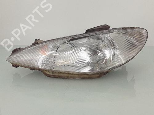 Venstre forlygte PEUGEOT 206 Hatchback (2A/C) 1.4 i (75 hp) 25359758