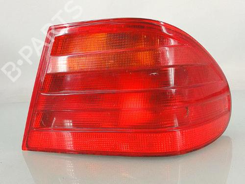 Højre baglygte MERCEDES-BENZ E-CLASS (W210) E 220 CDI (210.006) (125 hp) 27284550