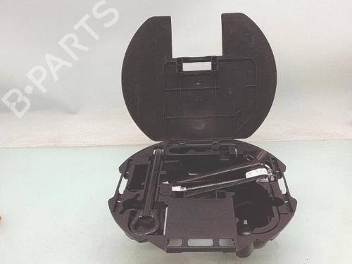 Used Jack Kit Jack Kit RENAULT CLIO III (BR0/1, CR0/1) 1.5 dCi (88 hp) 34243836 34243836