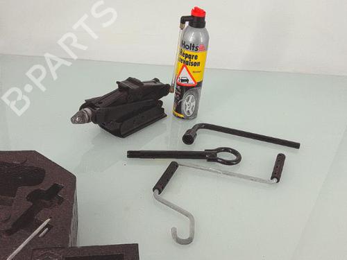Jack Kit RENAULT CLIO II (BB_, CB_) 1.2 LPG | BP25362720C119 
