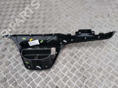 Used Middle console Middle console PEUGEOT 2008 I (CU_) 1.2 VTi (82 hp) 25351606 25351606