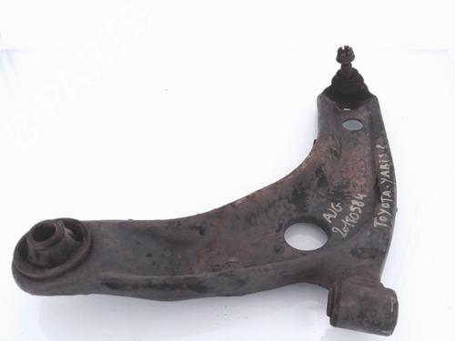 Venstre foran bærearm TOYOTA YARIS (_P9_) 1.4 D-4D (NLP90_, NLP90R) (90 hp) 25351132