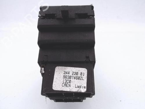 Used Switch Switch PEUGEOT 206 Hatchback (2A/C) 2.0 HDI 90 (90 hp) 25351038 25351038