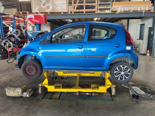 Front left panel PEUGEOT 107 (PM_, PN_) 1.0 | BP39032080C58 - Image 11