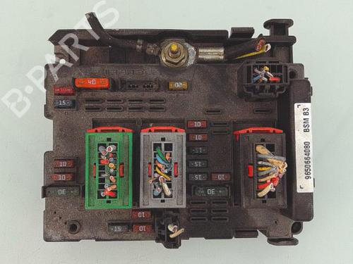 Zekeringkast PEUGEOT 307 Break (3E) 2.0 HDI 110 (107 hp) 27637009