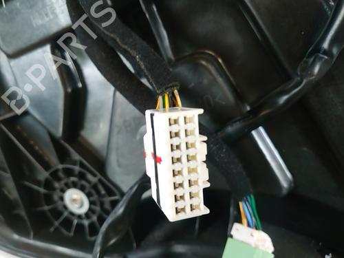 Left front door HYUNDAI i40 I CW (VF) 1.7 CRDi | BP29969563C2