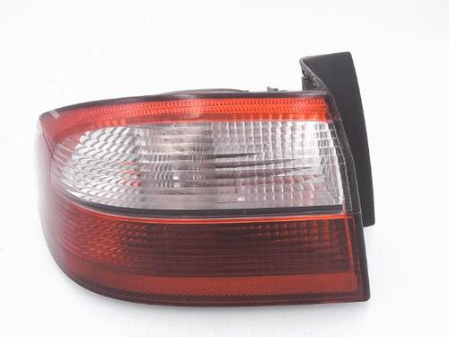 Used Left taillight RENAULT LAGUNA II (BG0/1_) 1.9 dCi (107 hp) 25357847