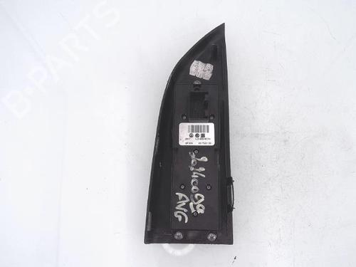 Used Left front window switch SKODA FABIA I (6Y2) 1.4 16V (75 hp) 25360818