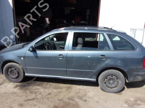 Right headlight SKODA FABIA I Combi (6Y5) 1.9 SDI | BP25367541C29 - Image 4