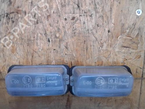 Used Licence plate light CITROËN C4 Grand Picasso I (UA_) 1.6 HDi (109 hp) 25365152