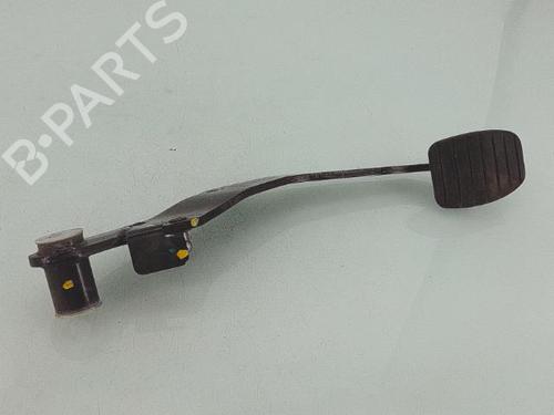 Used Clutch pedal DACIA DOKKER MPV (KE_) 1.2 TCe (KEM0, KEAY) (115 hp) 28588583